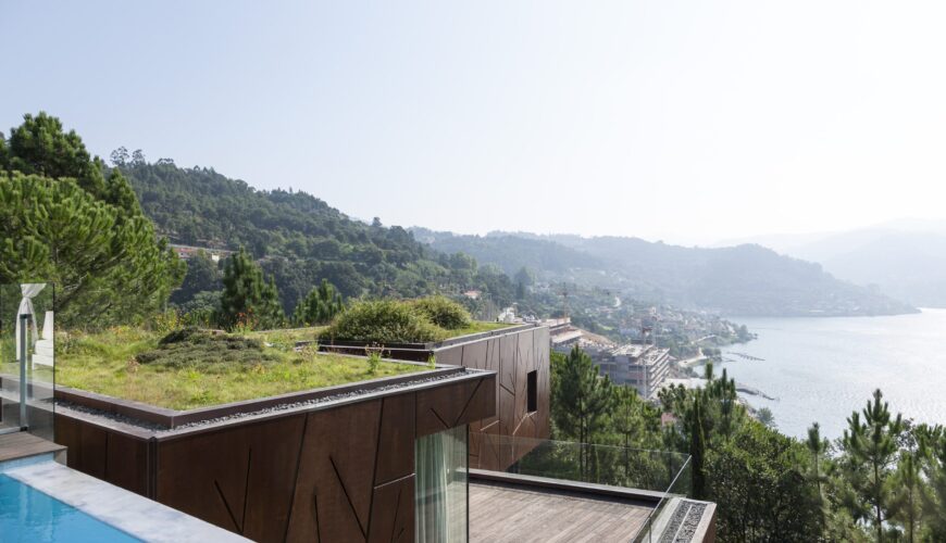 PT: Casa vale do Douro - Projeto Arquitetura EN: Douro Valley House - Architecture Project FR: Maison Vallée du Douro - Projet d'architecture